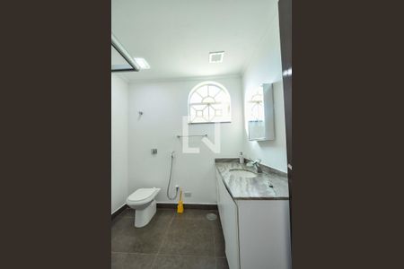 Casa à venda com 150m², 3 quartos e 2 vagasBanheiro Suíte 01