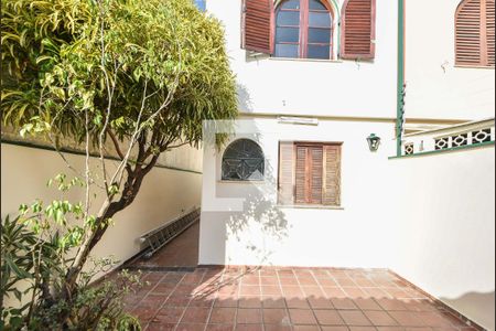 Casa à venda com 150m², 3 quartos e 2 vagasCasa