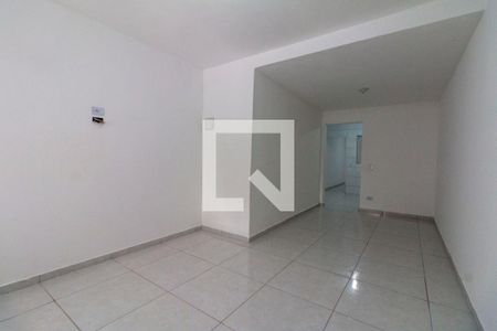 Sala de casa para alugar com 2 quartos, 100m² em Jardim Itapemirim, São Paulo