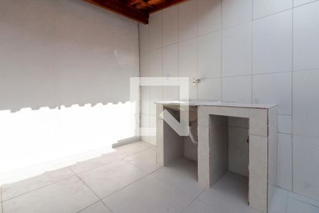 Casa para alugar com 100m², 2 quartos e 1 vagaÁrea de Serviço