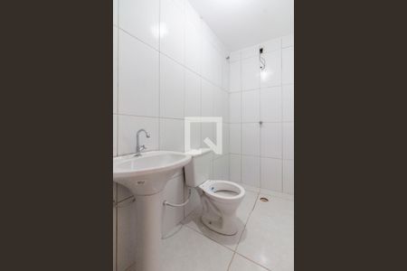 Casa para alugar com 100m², 2 quartos e 1 vagaBanheiro Corredor