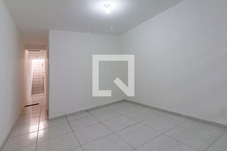 Sala de Jantar de casa para alugar com 2 quartos, 100m² em Jardim Itapemirim, São Paulo