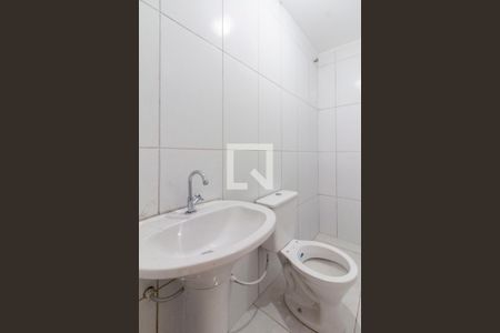 Casa para alugar com 100m², 2 quartos e 1 vagaBanheiro Corredor