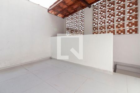 Casa para alugar com 100m², 2 quartos e 1 vagaÁrea de Serviço