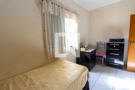 Casa à venda com 318m², 4 quartos e 4 vagasQuarto 2