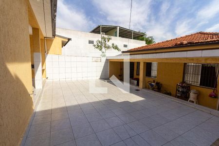 Casa à venda com 318m², 4 quartos e 4 vagasQuintal
