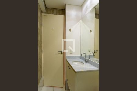 Apartamento para alugar com 76m², 3 quartos e 2 vagas Apartamento para alugar com 76m², 3 quartos e 2 vagasBanheiro