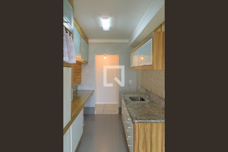 Apartamento para alugar com 76m², 3 quartos e 2 vagas Apartamento para alugar com 76m², 3 quartos e 2 vagasCozinha