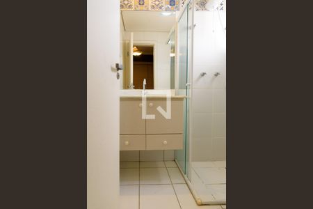 Apartamento para alugar com 76m², 3 quartos e 2 vagas Apartamento para alugar com 76m², 3 quartos e 2 vagasBanheiro da Suíte