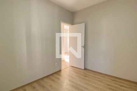 Quarto 2 de apartamento para alugar com 3 quartos, 72m² em Vila Iracema, Barueri