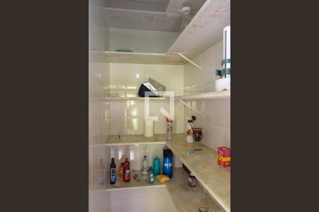 Casa à venda com 270m², 4 quartos e 4 vagas Casa à venda com 270m², 4 quartos e 4 vagasDespensa