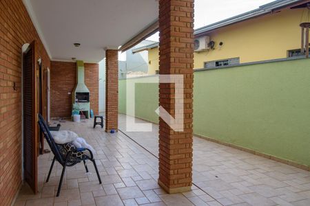 Casa à venda com 270m², 4 quartos e 4 vagas Casa à venda com 270m², 4 quartos e 4 vagasEspaço Gourmet