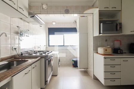 Apartamento à venda com 74m², 3 quartos e 2 vagasCozinha 