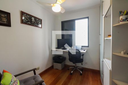 Apartamento à venda com 74m², 3 quartos e 2 vagasQuarto 2