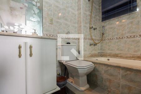 Apartamento à venda com 74m², 3 quartos e 2 vagasBanheiro Suíte 