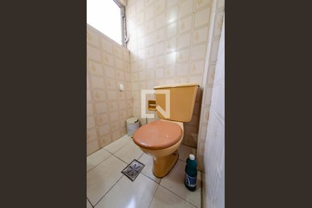 Banheiro de apartamento para alugar com 1 quarto, 57m² em Barro Preto, Belo Horizonte