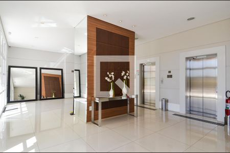 Apartamento à venda com 68m², 2 quartos e 1 vagaHall Social 