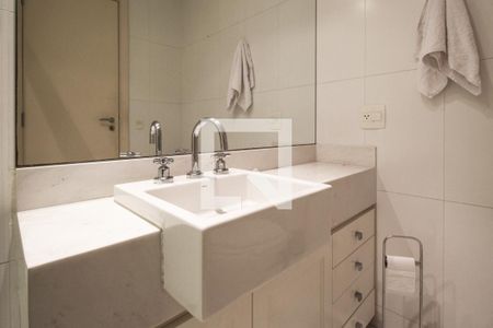Apartamento à venda com 75m², 1 quarto e 2 vagas Apartamento à venda com 75m², 1 quarto e 2 vagasBanheiro