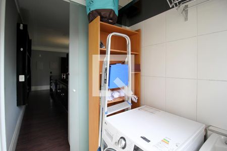 Apartamento à venda com 75m², 1 quarto e 2 vagas Apartamento à venda com 75m², 1 quarto e 2 vagasÁrea de Serviço