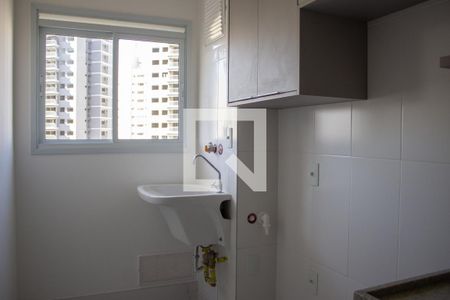 Apartamento à venda com 64m², 2 quartos e 1 vaga Apartamento à venda com 64m², 2 quartos e 1 vagaCozinha e Área de Serviço