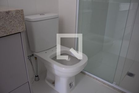 Apartamento à venda com 64m², 2 quartos e 1 vaga Apartamento à venda com 64m², 2 quartos e 1 vagaBanheiro
