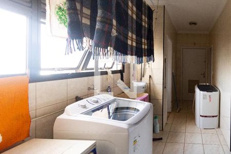 Apartamento para alugar com 281m², 3 quartos e 3 vagasÁrea de Serviço