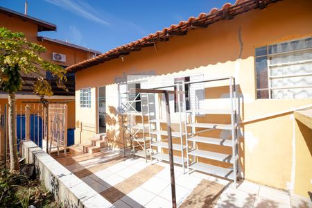 Casa à venda com 202m², 5 quartos e 4 vagasQuintal)