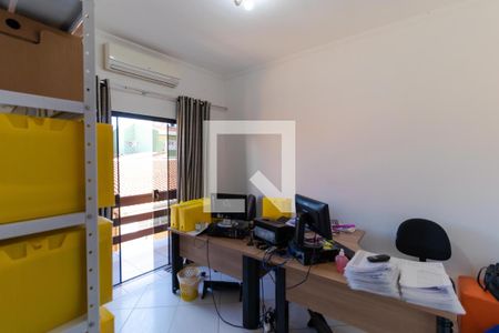 Casa à venda com 202m², 5 quartos e 4 vagasQuarto 01