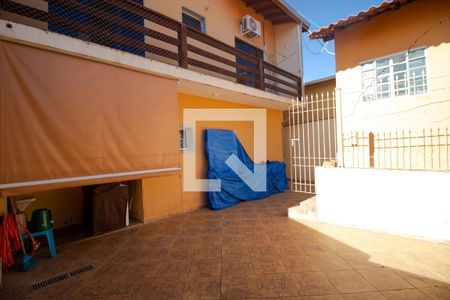 Casa à venda com 202m², 5 quartos e 4 vagasQuitnal