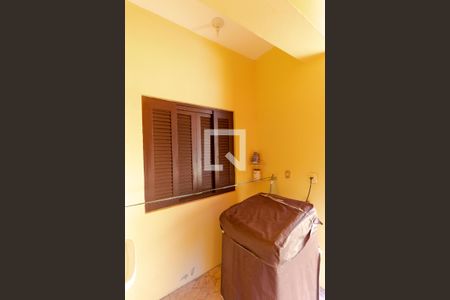 Casa à venda com 202m², 5 quartos e 4 vagasÁrea de Serviço 01