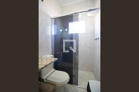 Casa à venda com 202m², 5 quartos e 4 vagasBanheiro 02