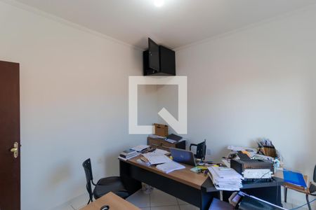 Casa à venda com 202m², 5 quartos e 4 vagasQuarto 02