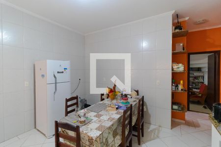 Casa à venda com 202m², 5 quartos e 4 vagasCozinha 01