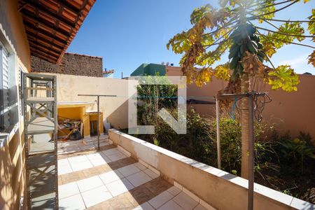 Casa à venda com 202m², 5 quartos e 4 vagasQuintal