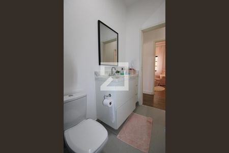 Casa à venda com 320m², 3 quartos e 4 vagasBanheiro Social