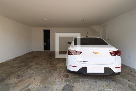 Casa à venda com 320m², 3 quartos e 4 vagasGaragem