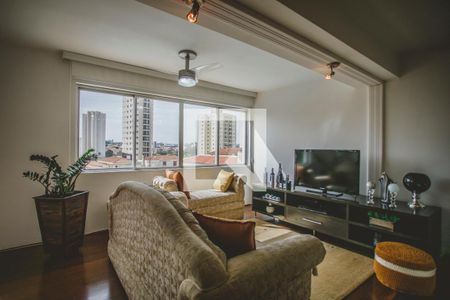 Sala de Estar de casa à venda com 4 quartos, 500m² em Jardim Brasil (zona Sul), São Paulo