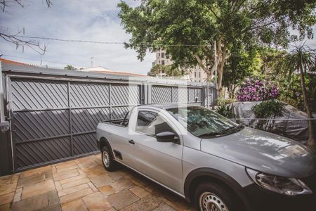 Casa à venda com 500m², 4 quartos e 4 vagas Casa à venda com 500m², 4 quartos e 4 vagasGaragem