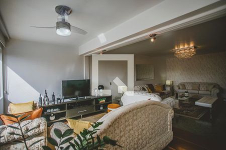 Sala de Estar de casa à venda com 4 quartos, 500m² em Jardim Brasil (zona Sul), São Paulo