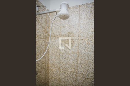 Casa à venda com 500m², 4 quartos e 4 vagas Casa à venda com 500m², 4 quartos e 4 vagasBanheiro de Serviço - Chuveiro