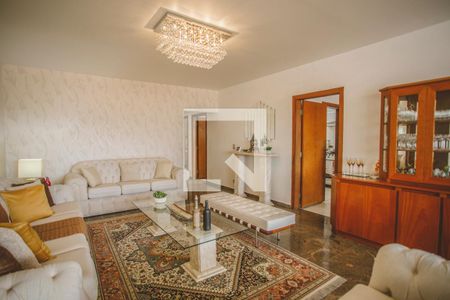 Sala de Estar de casa à venda com 4 quartos, 500m² em Jardim Brasil (zona Sul), São Paulo