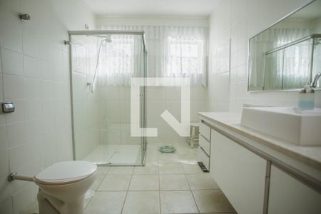 Casa à venda com 500m², 4 quartos e 4 vagas Casa à venda com 500m², 4 quartos e 4 vagasBanheiro Síte