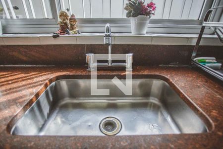 Casa à venda com 500m², 4 quartos e 4 vagas Casa à venda com 500m², 4 quartos e 4 vagasCozinha - Torneira