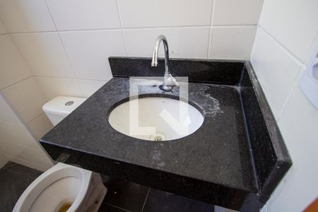 Apartamento para alugar com 70m², 2 quartos e 1 vaga Apartamento para alugar com 70m², 2 quartos e 1 vagaBanheiro