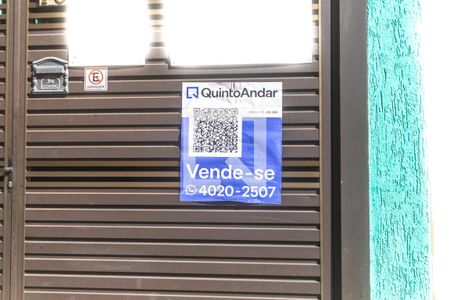 Casa à venda com 198m², 3 quartos e 1 vaga Casa à venda com 198m², 3 quartos e 1 vagaFachada