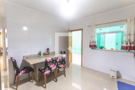 Casa à venda com 198m², 3 quartos e 1 vaga Casa à venda com 198m², 3 quartos e 1 vagaCozinha