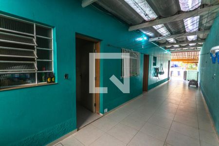 Casa à venda com 198m², 3 quartos e 1 vaga Casa à venda com 198m², 3 quartos e 1 vagaQuintal