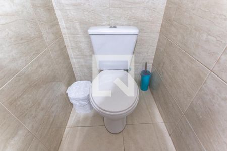 Casa à venda com 198m², 3 quartos e 1 vaga Casa à venda com 198m², 3 quartos e 1 vagaVaso