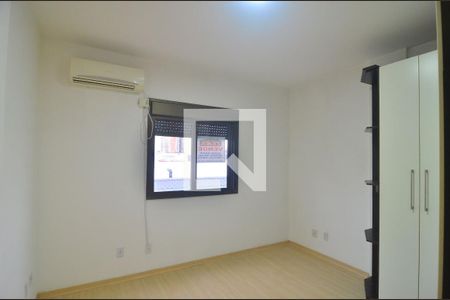 Quarto de apartamento à venda com 2 quartos, 72m² em Centro, Canoas