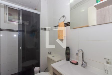 Banheiro de apartamento para alugar com 1 quarto, 44m² em Jardim Itu Sabará, Porto Alegre